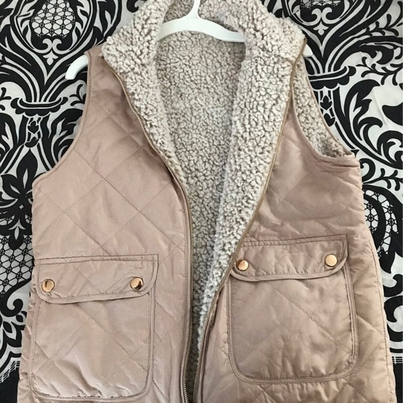 Softy reversible dusty pink vest - Picture 4 of 5
